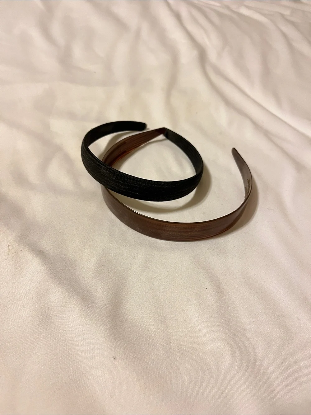 Set of 2 Plastic & Fabric Headbands Brown Black Teeth Hair Accessories